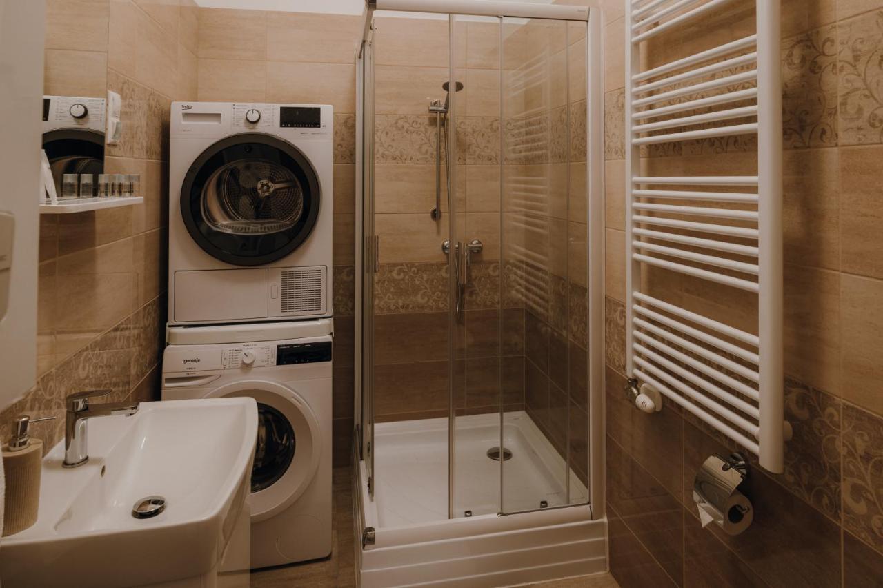 Dozsa Apartman Szeged Luaran gambar