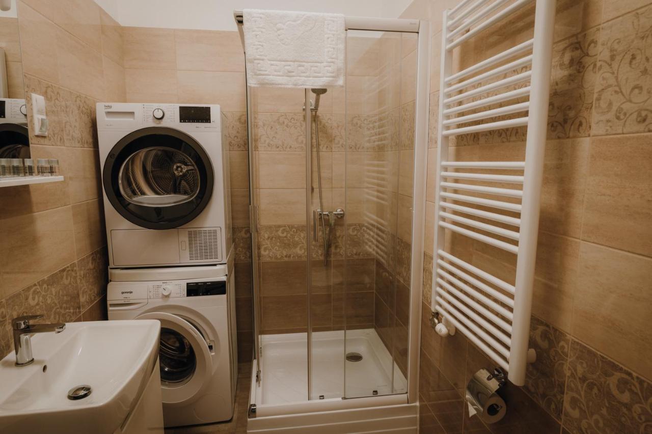Dozsa Apartman Szeged Luaran gambar