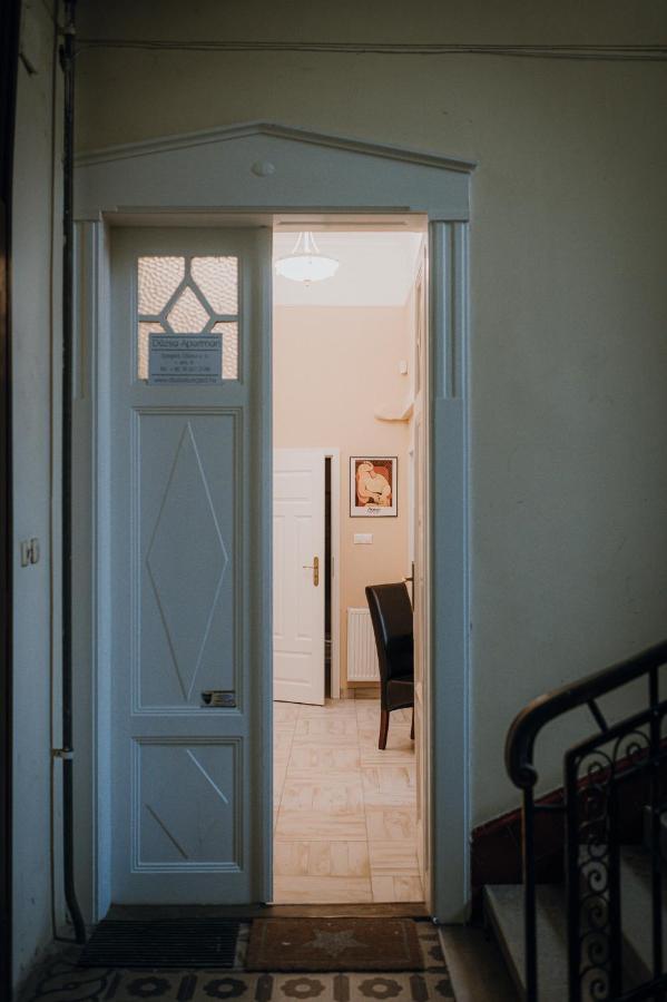 Dozsa Apartman Szeged Luaran gambar