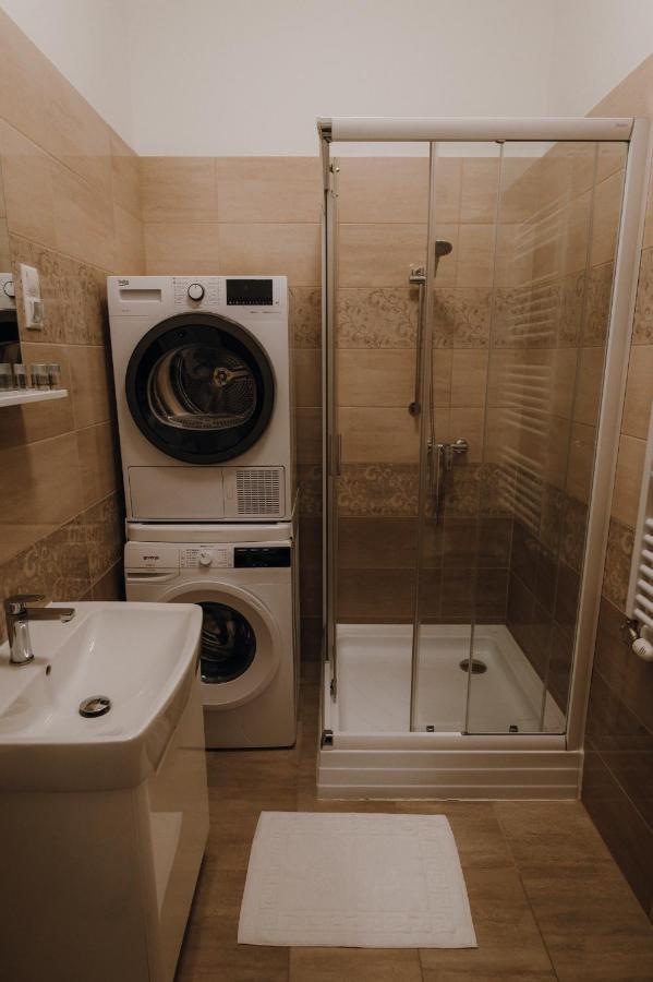 Dozsa Apartman Szeged Luaran gambar