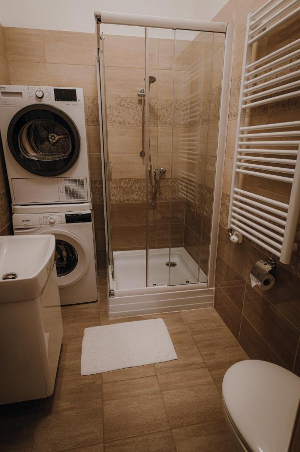 Dozsa Apartman Szeged Luaran gambar