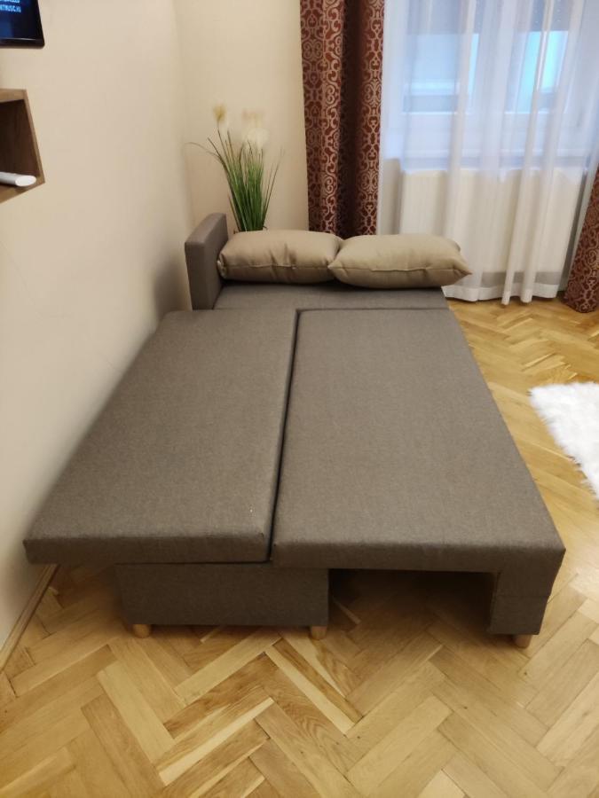 Dozsa Apartman Szeged Luaran gambar